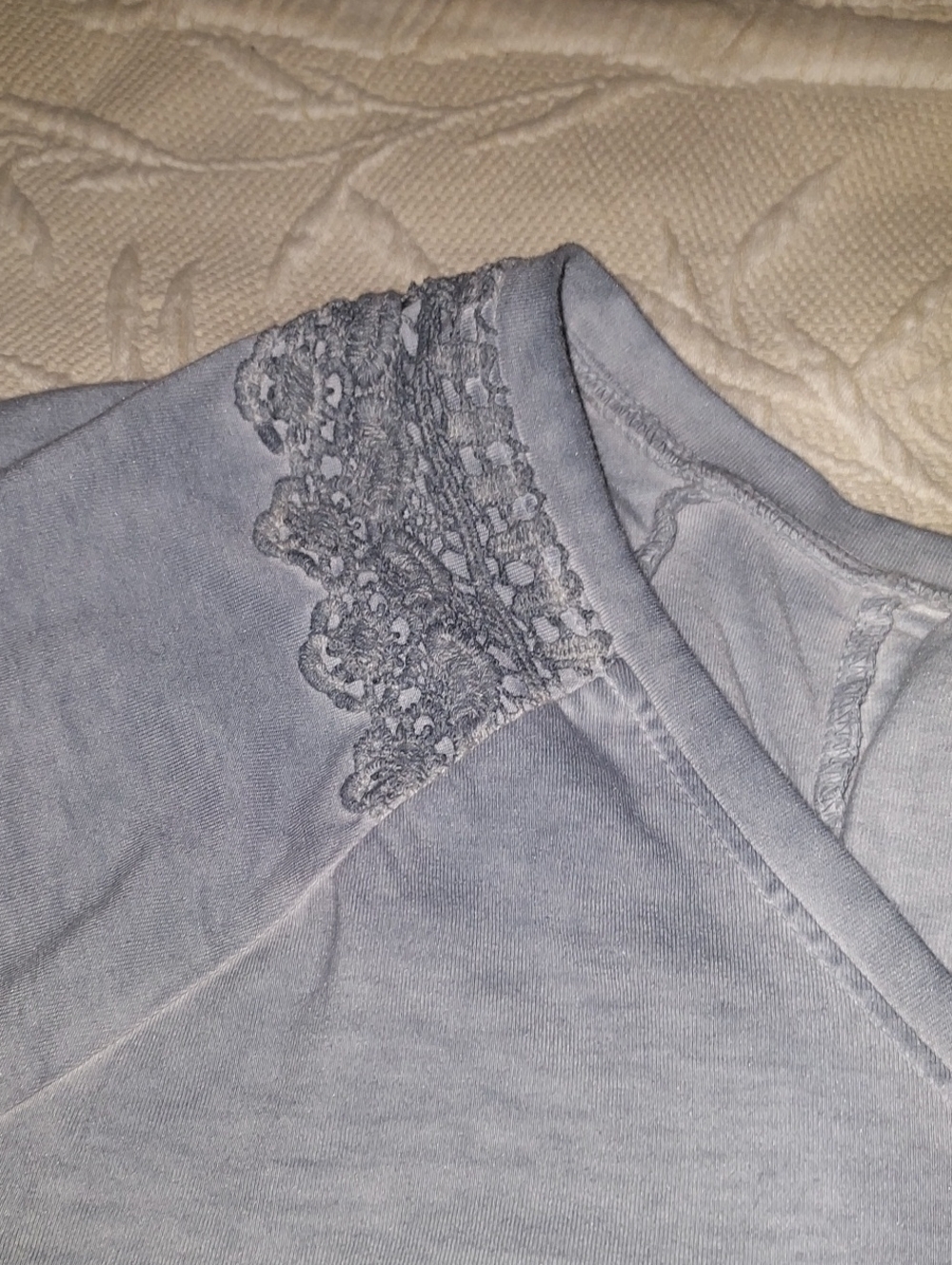 EST. 1946 Blouse - Picture 5 of 10